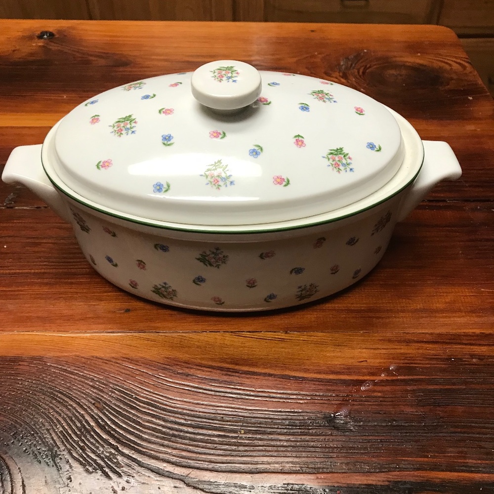 Sadek oven to tabletop  covered casserole dish #6666